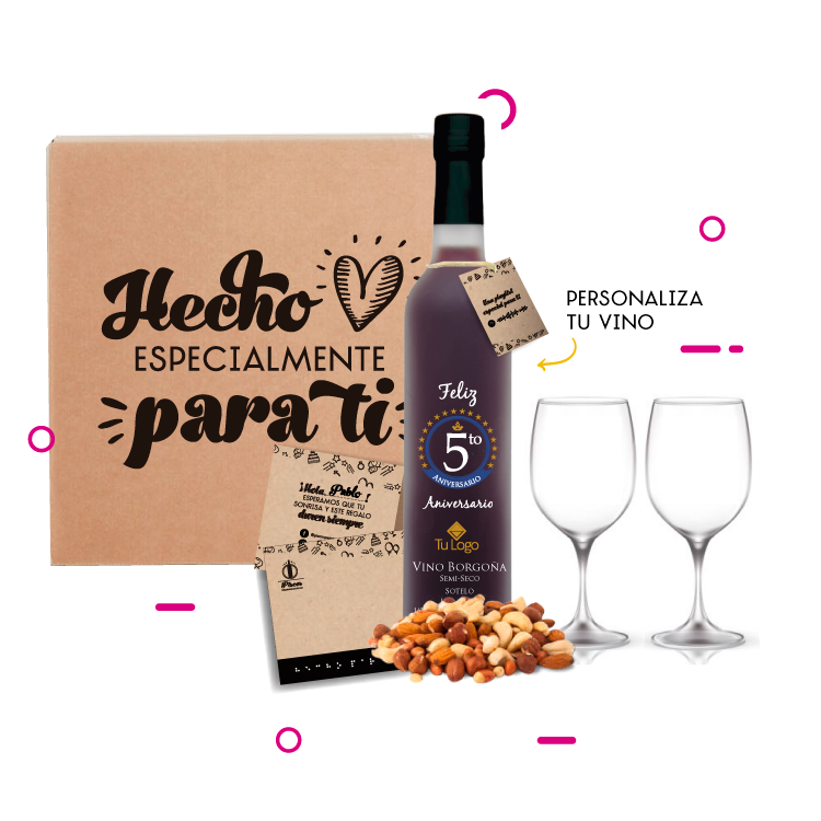 Box de regalo vino personalizado con copas y tarjeta dedicatoria.