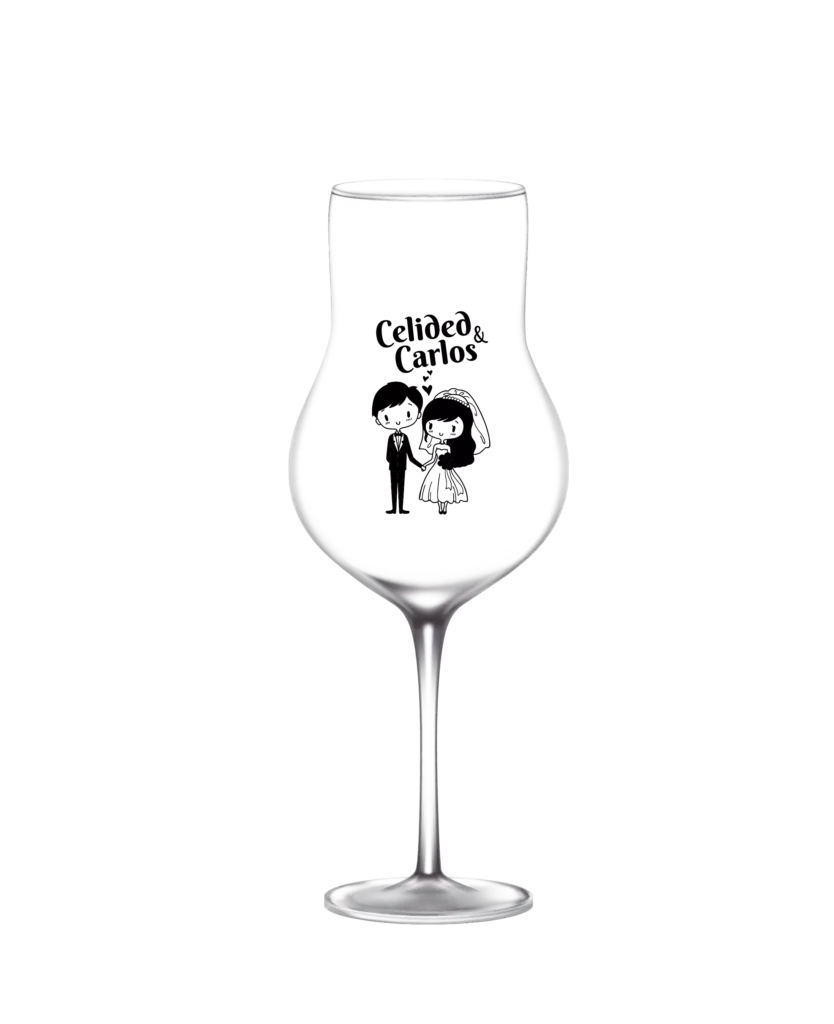 Lindas copas personalizadas con diseño de pareja