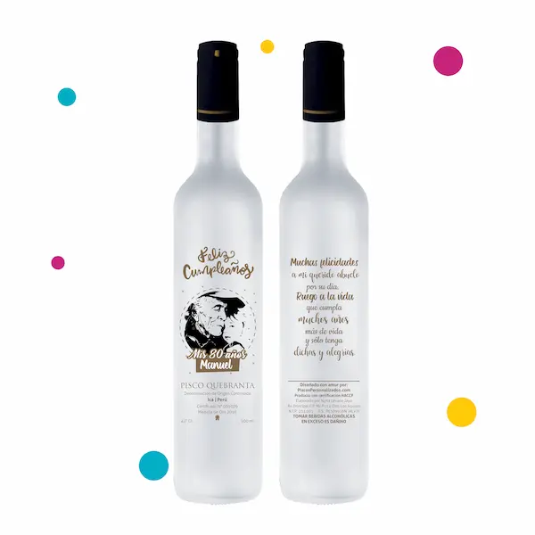Botella de piscos con diseño de abuelos